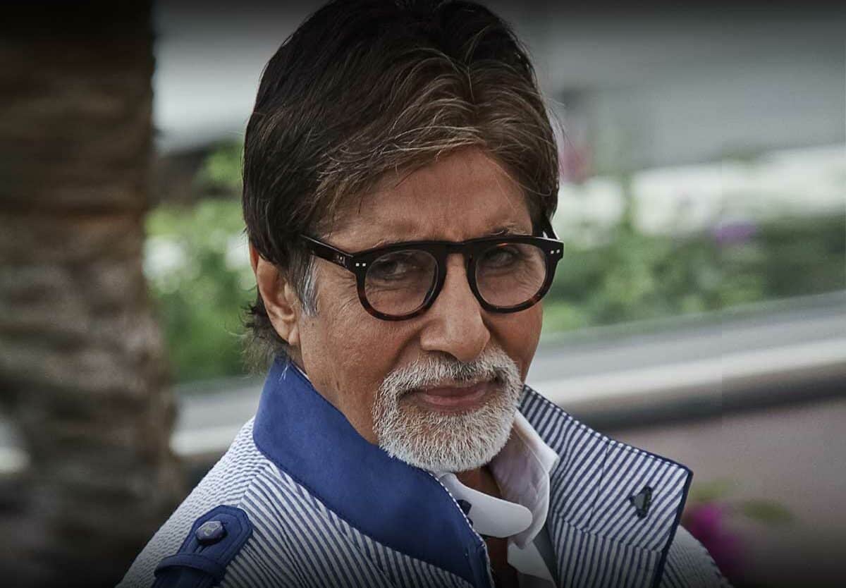 Amitabh Bachchan: ৮০ পেরিয়েও ঘোড়ার মতো উদ্যম অমিতাভের! রসিক নেটিজেনরা টানল রেখার নাম
